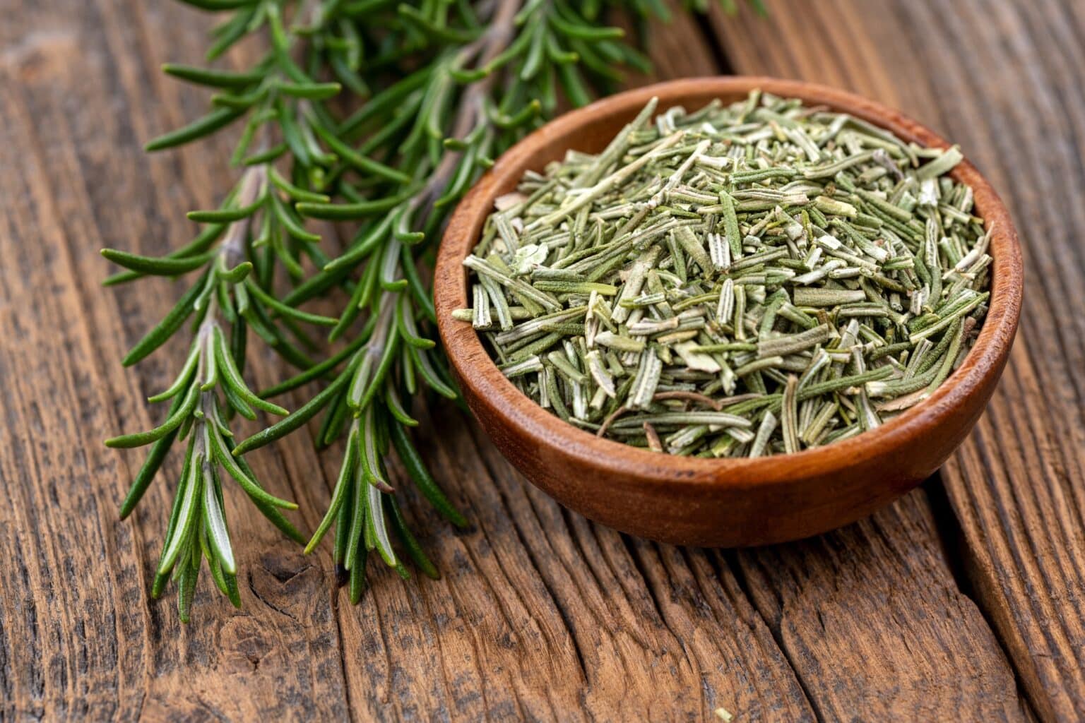 How-to-dry-rosemary-1536×1024
